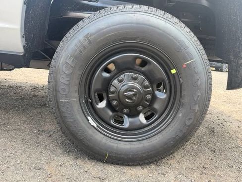 New 2026 RAM 2500 Tradesman AWD/4WD image 25
