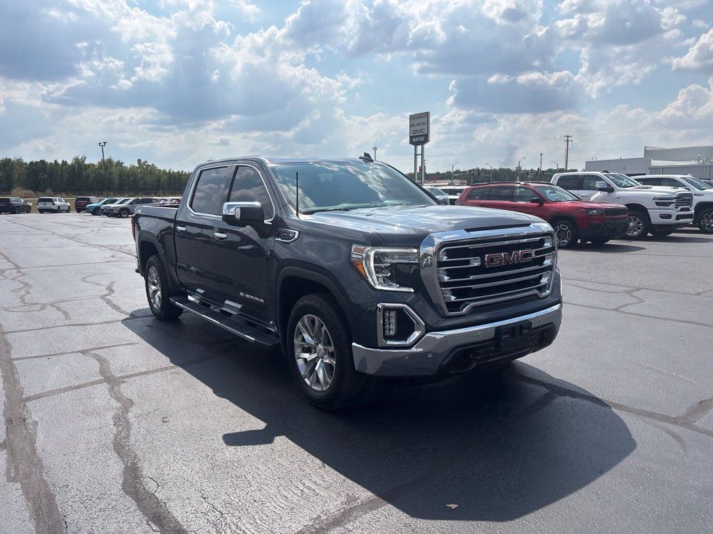 Used 2022 GMC Sierra 1500 SLT w/ SLT Premium Plus Package AWD/4WD image 9