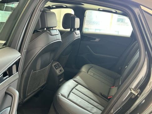 Used 2023 Audi A4 2.0T Premium w/ Convenience Package image 19