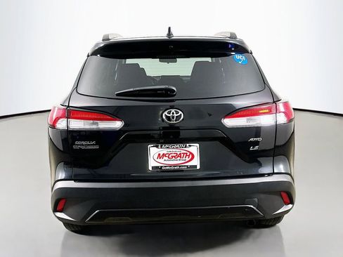 Used 2023 Toyota Corolla Cross LE w/ Moonroof Package AWD/4WD image 17