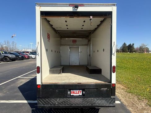 Used 2022 Ford Transit 350 DRW RWD image 29