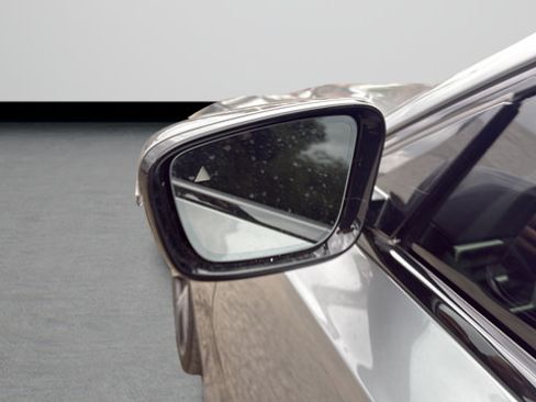 Used 2023 BMW 330i Sedan w/ Premium Package RWD image 2