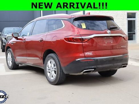 Used 2019 Buick Enclave Essence FWD image 3