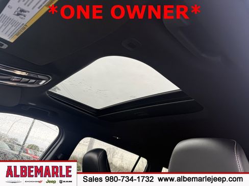 Used 2024 Jeep Grand Cherokee L Altitude image 28