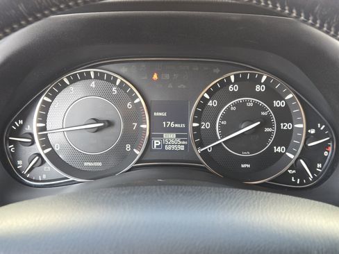 Used 2019 Nissan Armada SL w/ Premium Package image 18