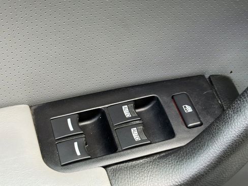 Used 2005 Acura TL image 13