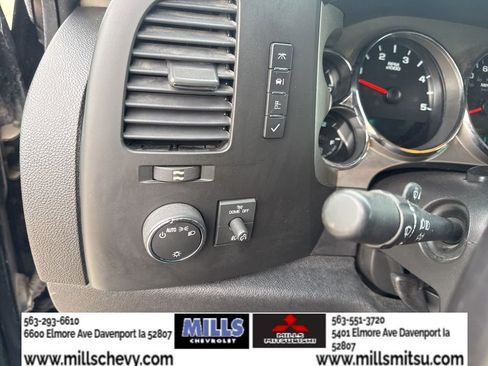 Used 2012 Chevrolet Silverado 2500 LT w/ Interior Plus Package AWD/4WD image 18