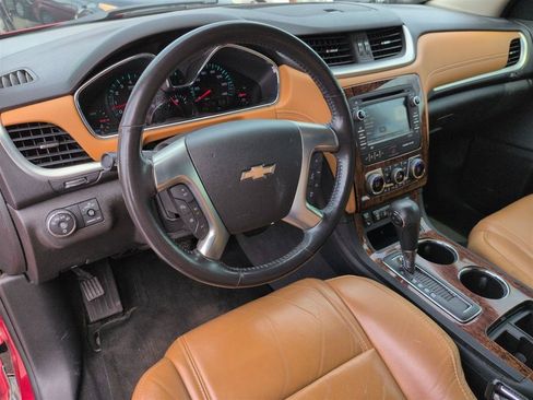 Used 2013 Chevrolet Traverse LTZ FWD image 16