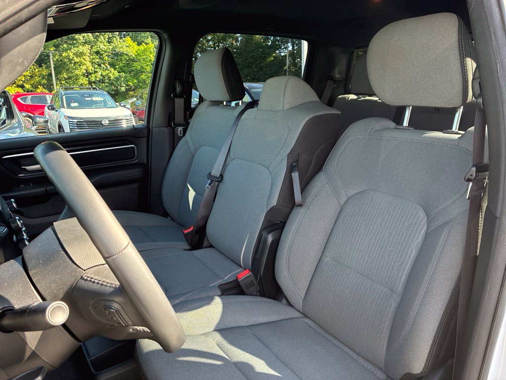Used 2024 RAM 1500 Big Horn AWD/4WD image 15
