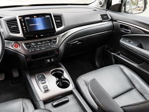 Used 2020 Honda Ridgeline RTL image 25