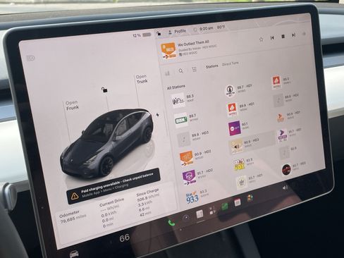 Used 2023 Tesla Model Y Long Range AWD/4WD image 19