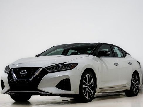 Used 2023 Nissan Maxima SV w/ Floor Mat Group image 3