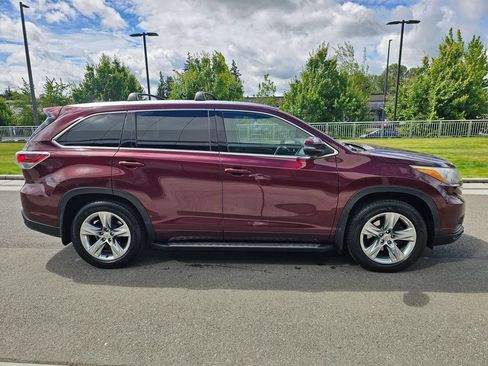 Used 2015 Toyota Highlander Limited AWD/4WD image 6