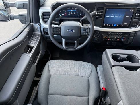 New 2026 Ford F350 XLT w/ XLT Premium Package AWD/4WD image 29