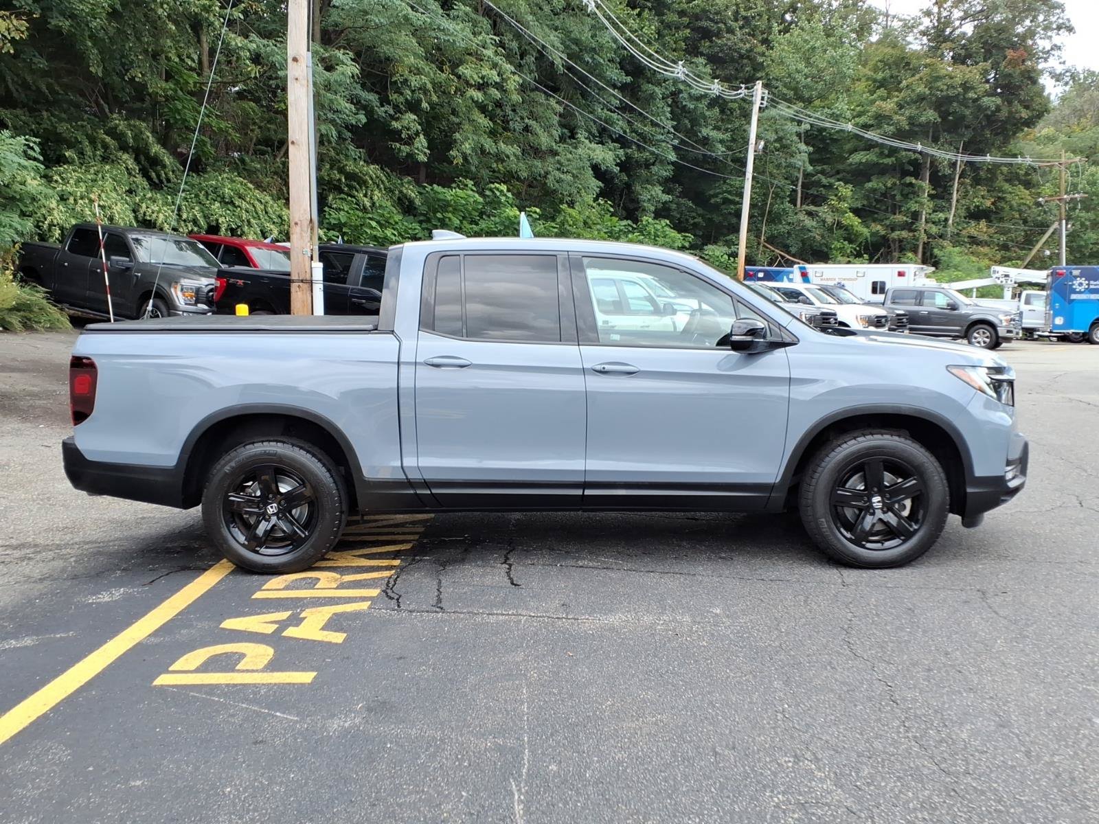 Used 2022 Honda Ridgeline Black Edition image 9
