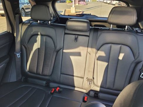 Used 2019 BMW X5 xDrive40i w/ Convenience Package AWD/4WD image 12