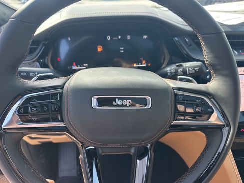 New 2026 Jeep Grand Cherokee Summit w/ Adv Protech Group IV image 25