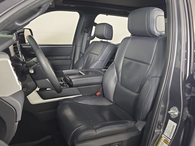 Used 2023 Toyota Tundra Platinum AWD/4WD image 25