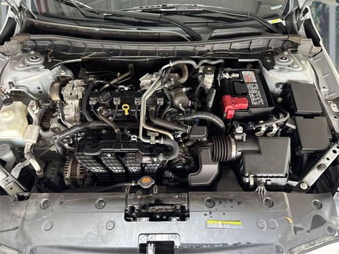 Used 2024 Nissan Altima 2.5 SV FWD image 21
