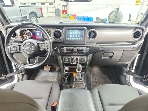 Used 2022 Jeep Gladiator Sport image 23