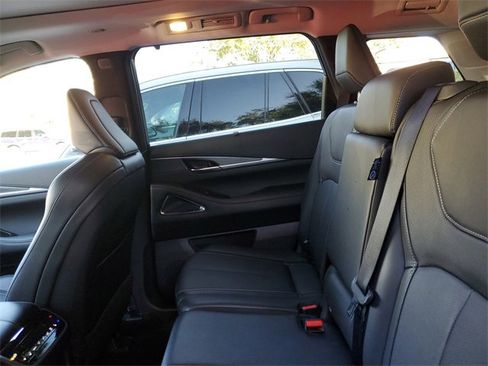 Certified 2025 INFINITI QX60 Luxe w/ Lighting Package (N94) image 12