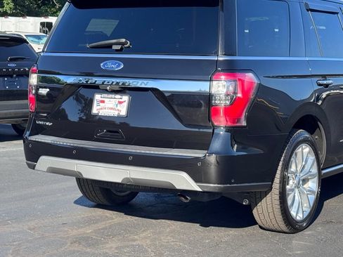 Used 2019 Ford Expedition Limited w/ Equipment Group 302A AWD/4WD image 49