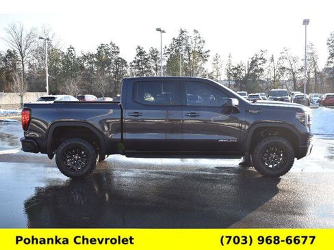 Used 2022 GMC Sierra 1500 AT4X image 8