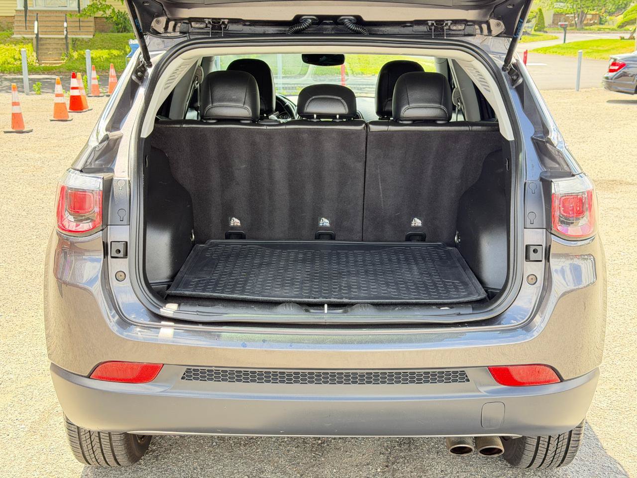 Used 2020 Jeep Compass Limited AWD/4WD image 31