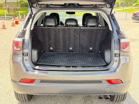 Used 2020 Jeep Compass Limited AWD/4WD image 31