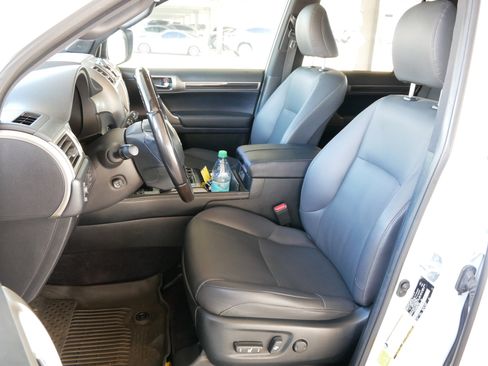 Used 2021 Lexus GX 460 Premium image 2