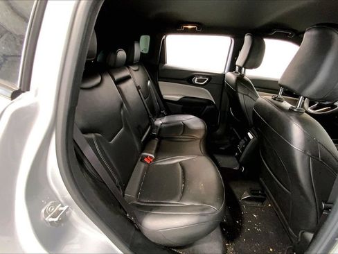 Used 2025 Jeep Compass Limited AWD/4WD image 25