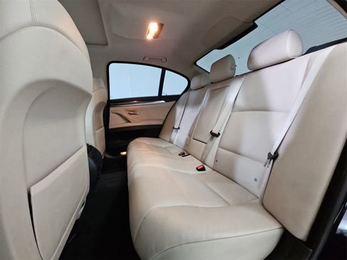 Used 2011 BMW 528i Sedan image 20