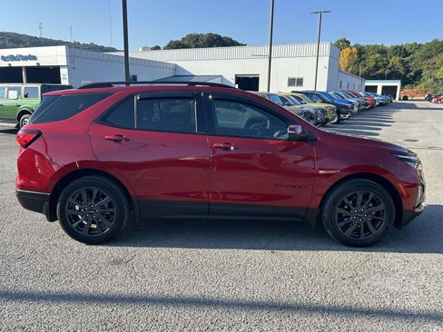 Used 2024 Chevrolet Equinox RS w/ RS Leather Package AWD/4WD image 8