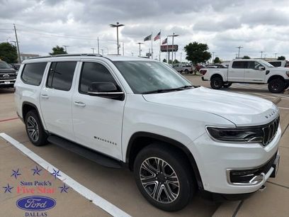 Used 2024 Jeep Wagoneer L Series II w/ HD Trailer Tow Package