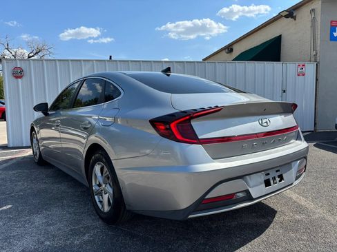 Used 2021 Hyundai Sonata SE FWD image 3