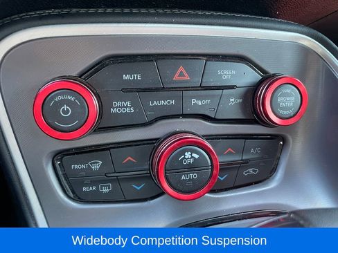 Used 2022 Dodge Challenger R/T Scat Pack RWD image 18