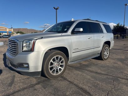 Used 2017 GMC Yukon SLT w/ Premium Edition