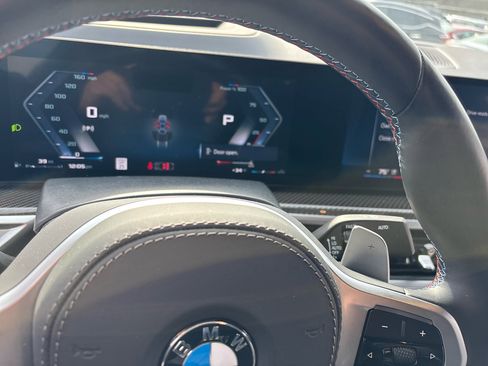 Used 2025 BMW X6 M60i image 24