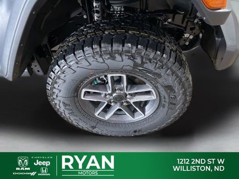 New 2026 Jeep Gladiator Mojave w/ Technology Group image 15