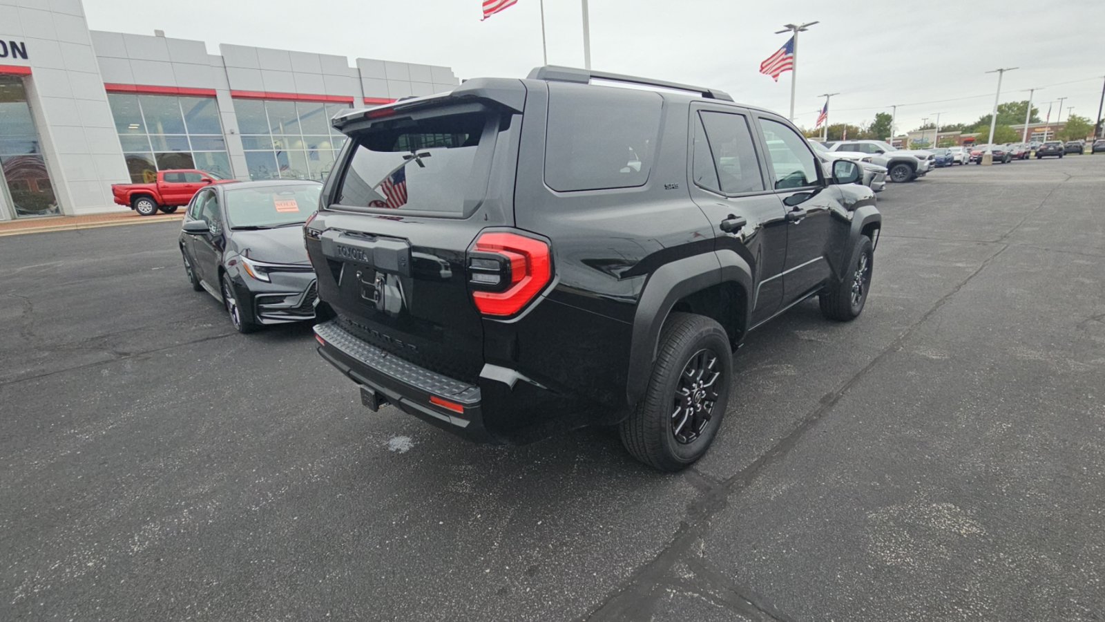 Certified 2026 Toyota 4Runner SR5 AWD/4WD image 3