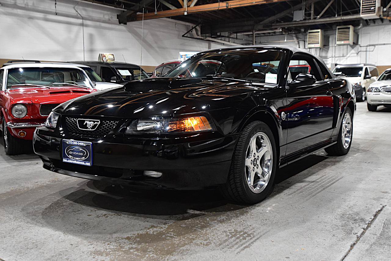 Used 2004 Ford Mustang GT RWD image 4