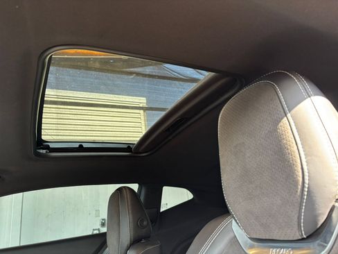 Used 2018 Chevrolet Camaro SS image 19