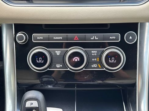 Used 2016 Land Rover Range Rover Sport Supercharged AWD/4WD image 21