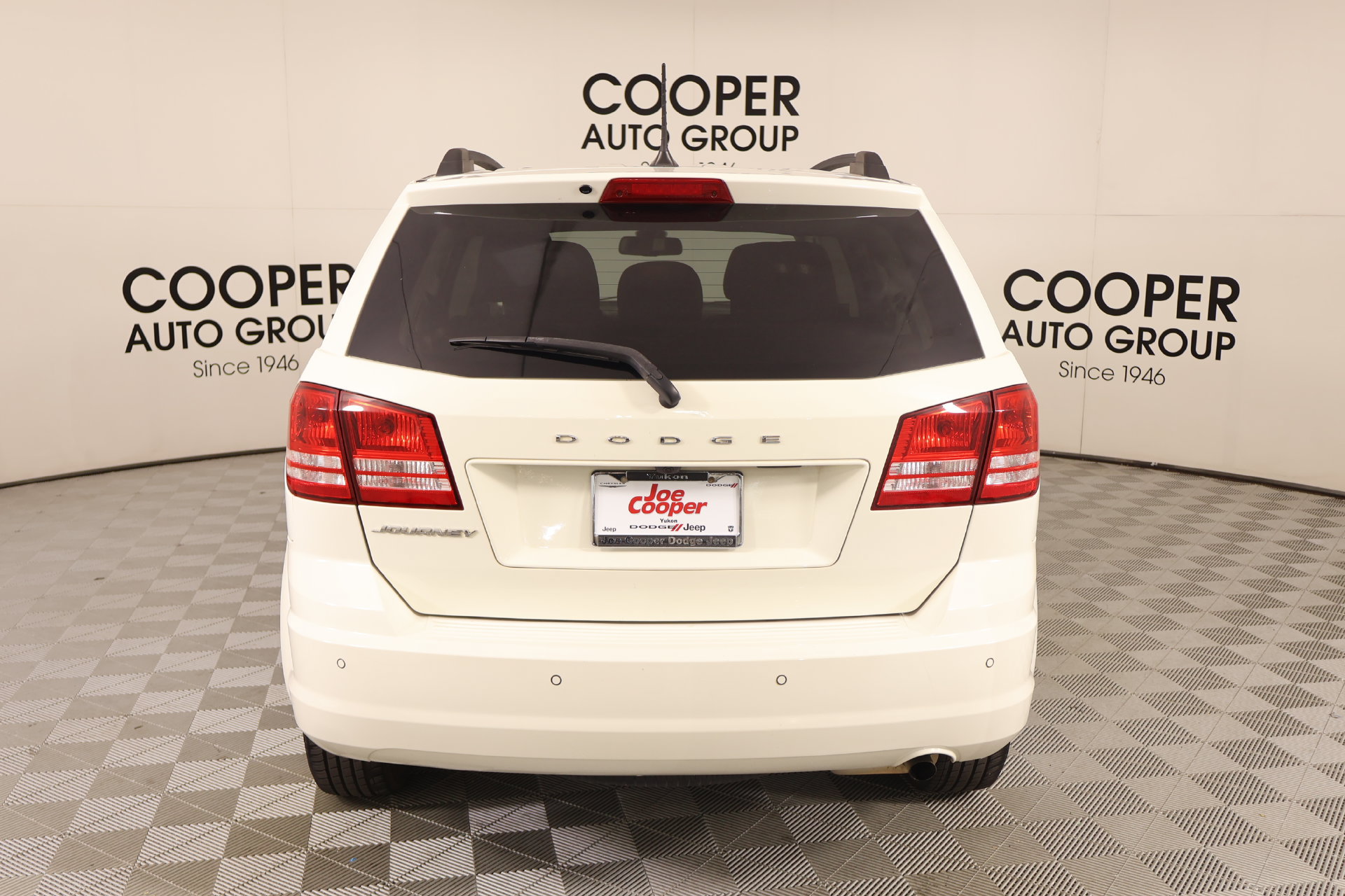 Used 2020 Dodge Journey SE w/ SE Popular Equipment Group FWD image 21