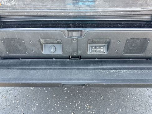 Used 2023 GMC Sierra 1500 AT4X AWD/4WD image 27