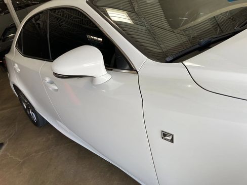 Used 2016 Lexus IS 200t w/ F Sport Package RWD image 16