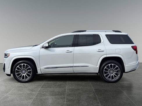 Used 2023 GMC Acadia Denali w/ Denali Ultimate Package AWD/4WD image 5