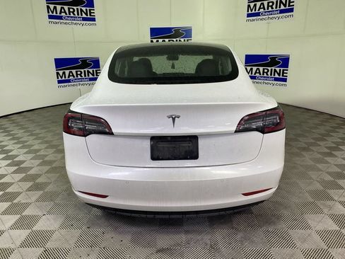 Used 2022 Tesla Model 3 RWD image 17