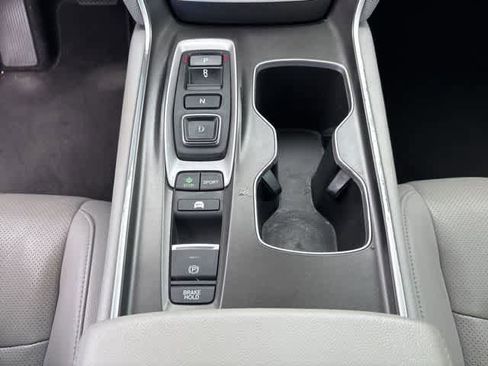 Used 2019 Honda Accord Touring image 17