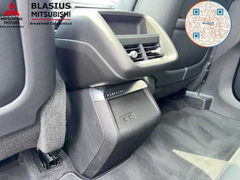 Used 2024 Cadillac Lyriq Tech w/ Driver Assist Package AWD/4WD image 63